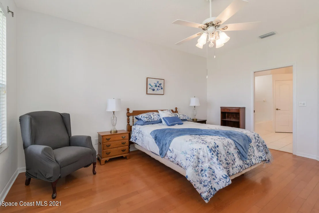 Photo of 332 Seafarer Circle