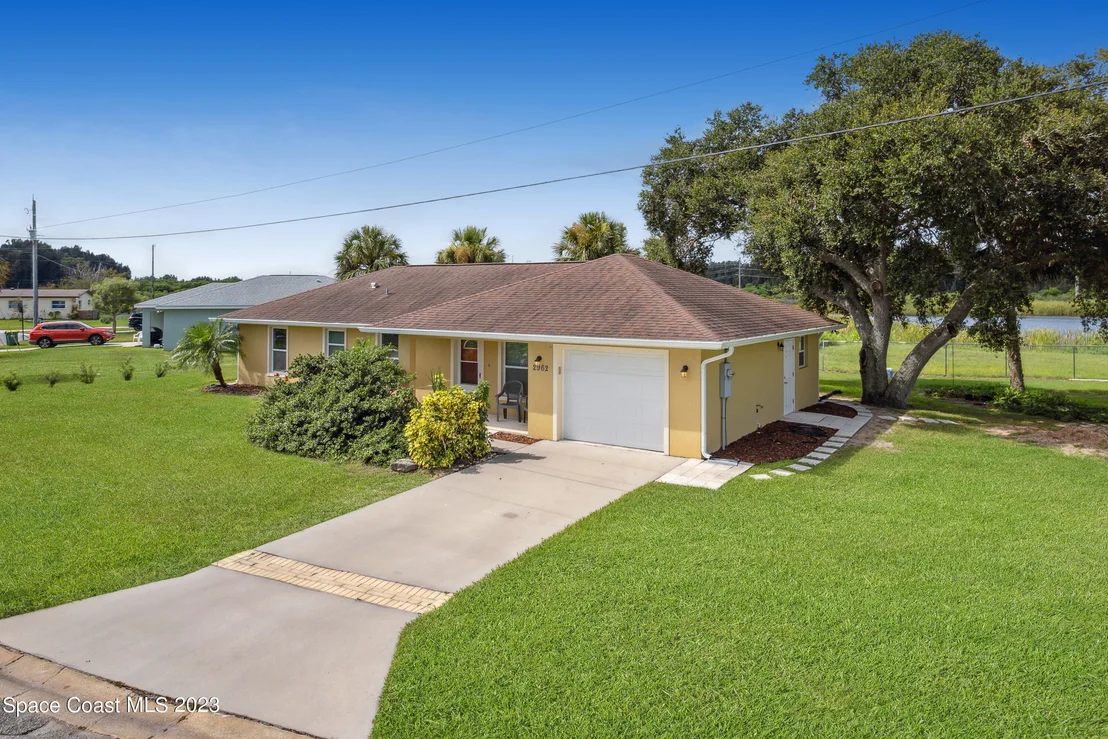 Photo of 2962 Silver Pines Drive