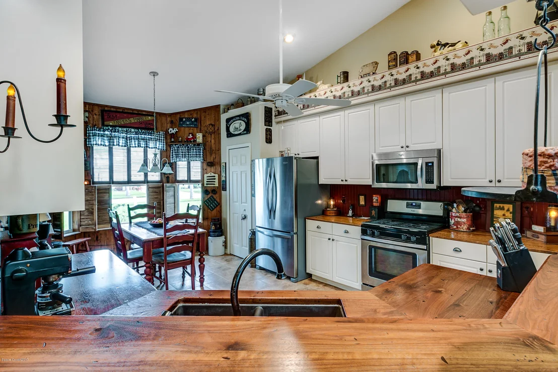 Photo of 996 Wimbledon Drive