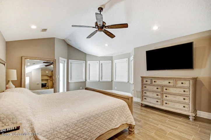 Photo of 661 Nightingale Drive