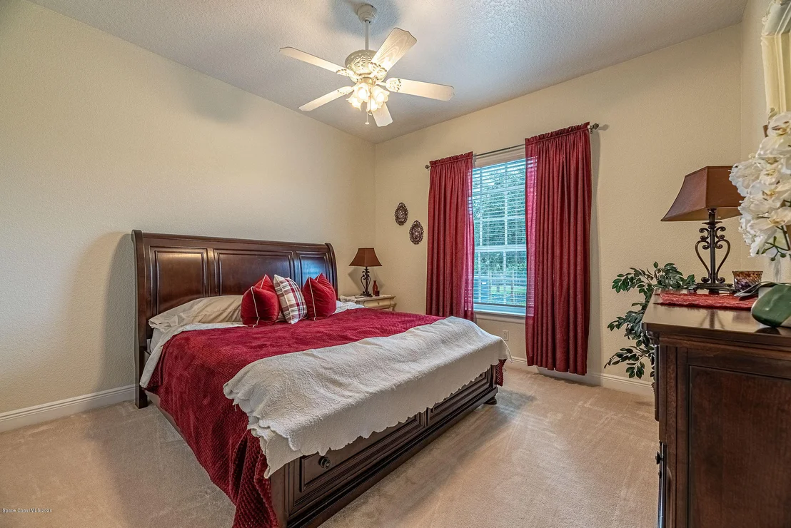 Photo of 1008 Daisy Lane