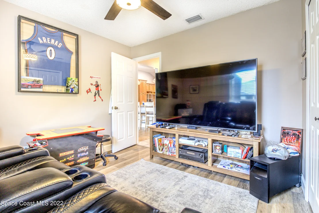 Photo of 2560 Forest Run Drive