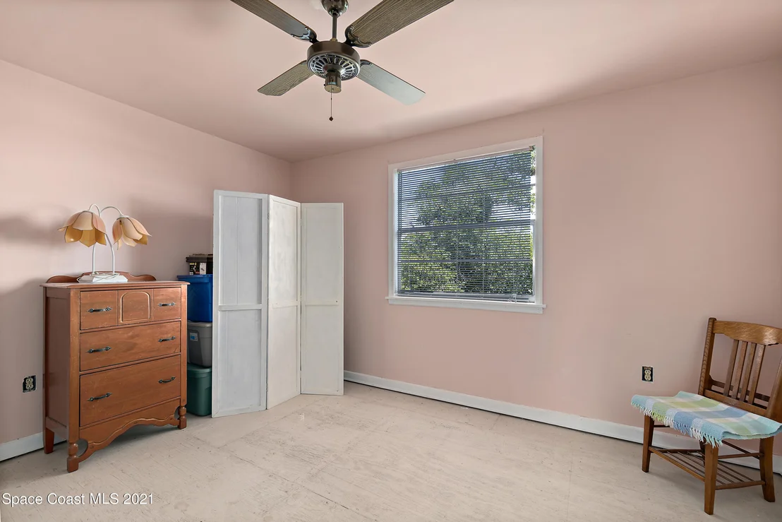 Photo of 4670 Robert Street