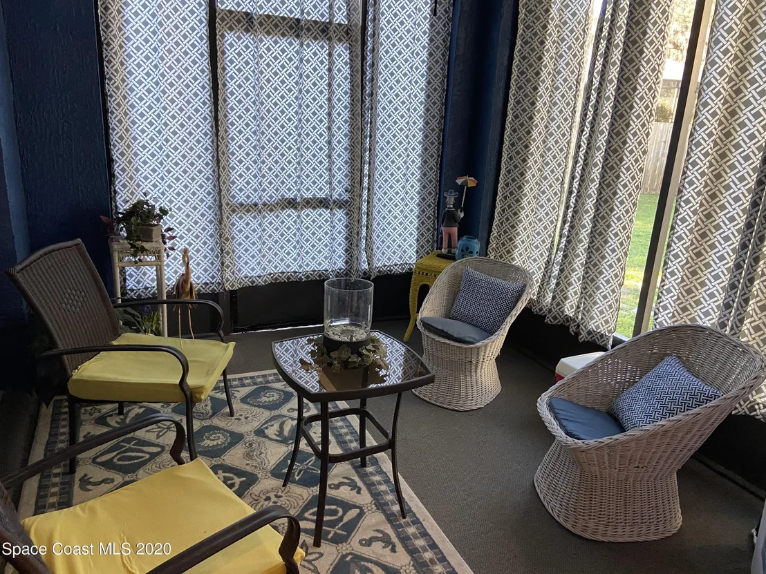 Photo of 3150 Aurora Road