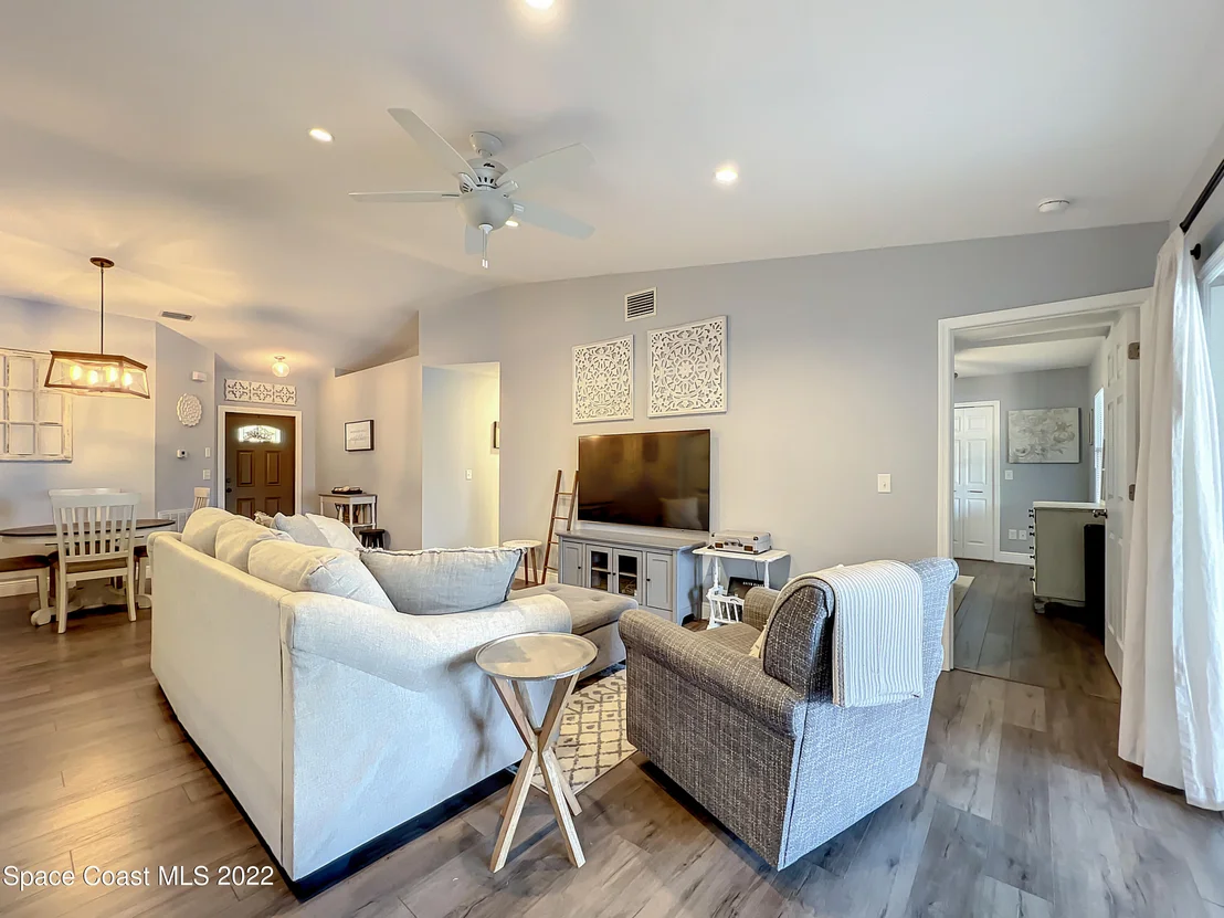 Photo of 1240 Ambra Drive