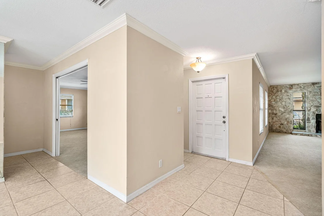 Photo of 1645 Figtree Drive