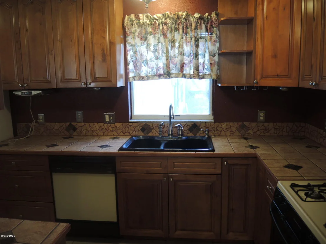 Photo of 1115 Conquistador Drive