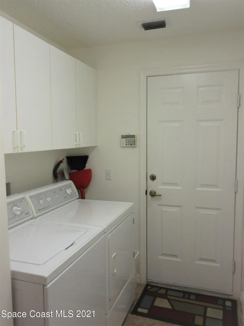 Photo of 3879 Saint Armens Circle
