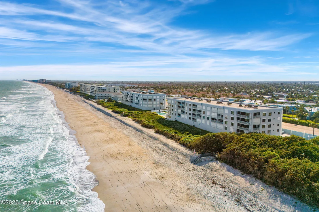 Photo of Unit 511 at 297 Highway A1a Highway