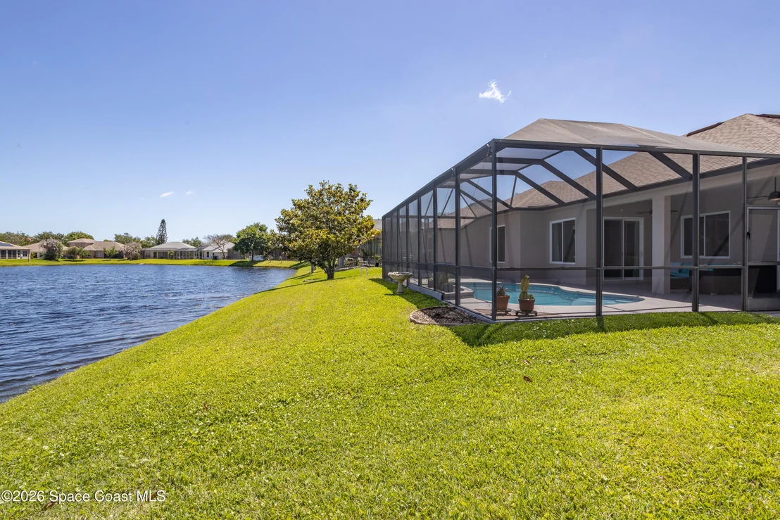 Photo of 4757 Alamanda Drive