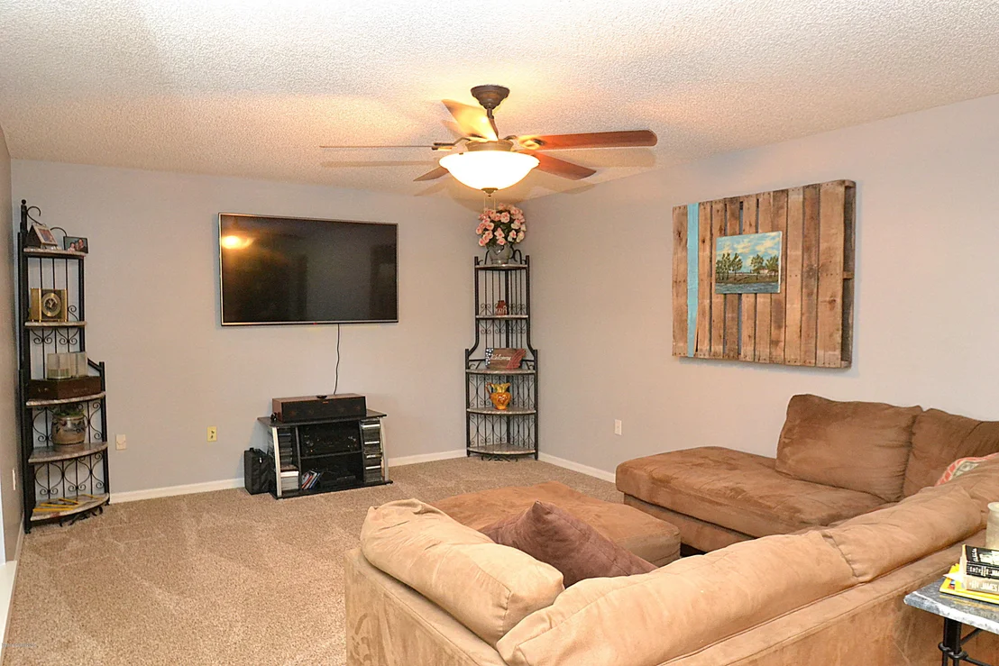Photo of 4016 Four Lakes Drive