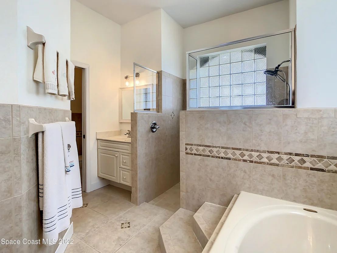 Photo of 862 Thrasher Drive