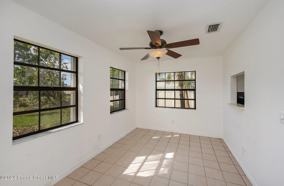 Photo of 362 Nikomas Way