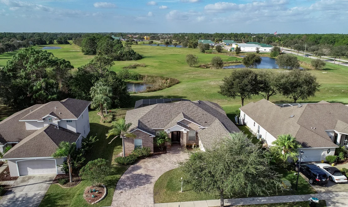 Photo of 1748 Windbrook Drive SE