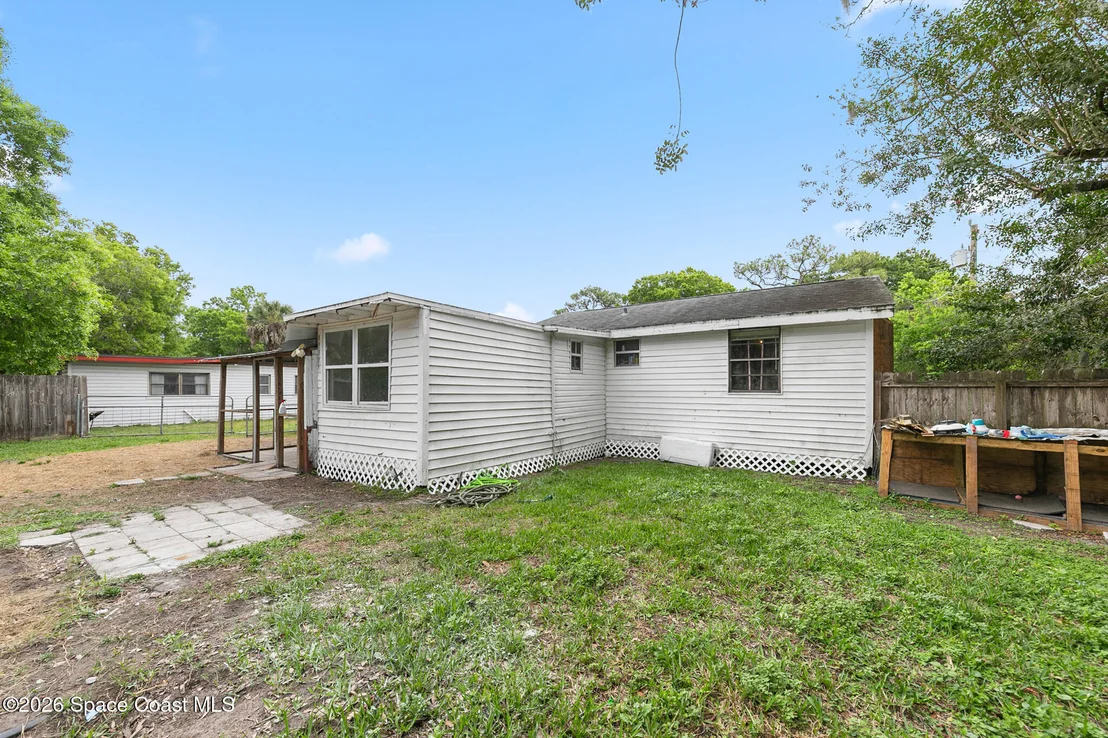 Photo of 355 Pine Avenue