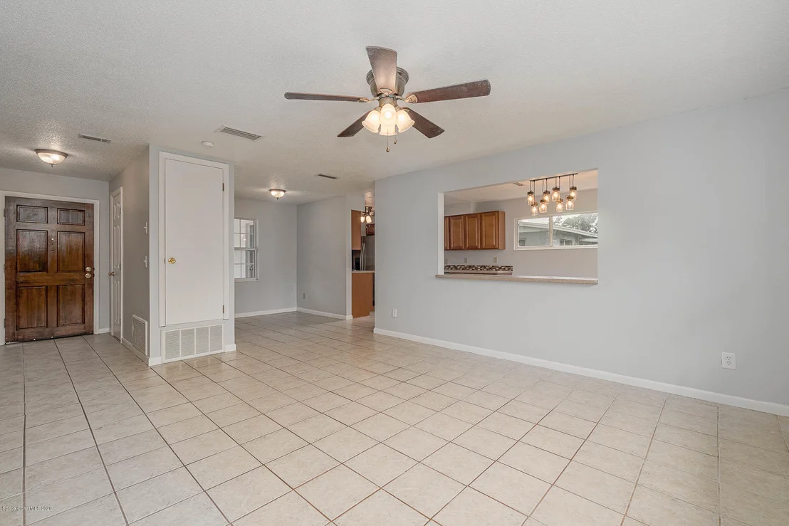 Photo of 1129 Coronado Drive