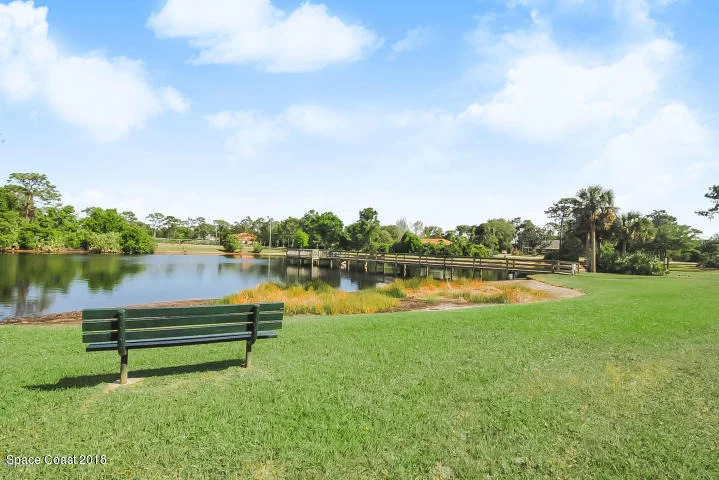 Photo of 4323 Long Lake Road
