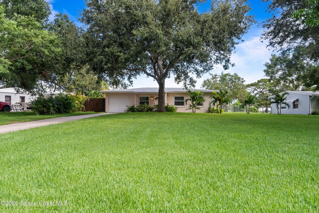 Photo of 620 Lund Circle