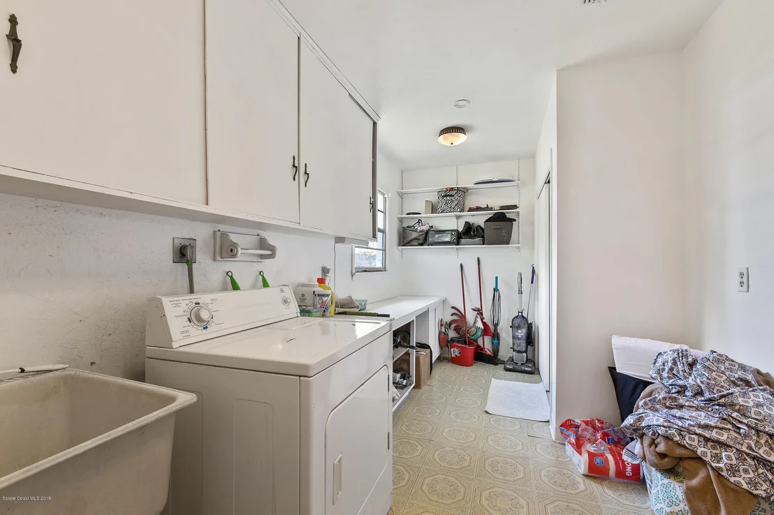 Photo of 307 W University Boulevard W