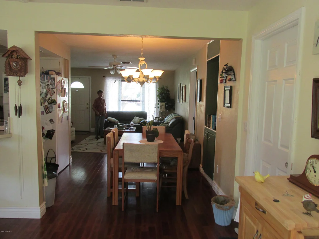 Photo of 747 Ixora Drive