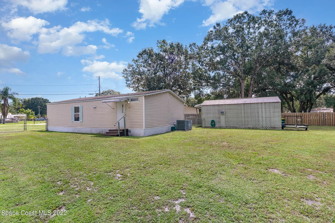 Photo of 4991 Cambridge Drive