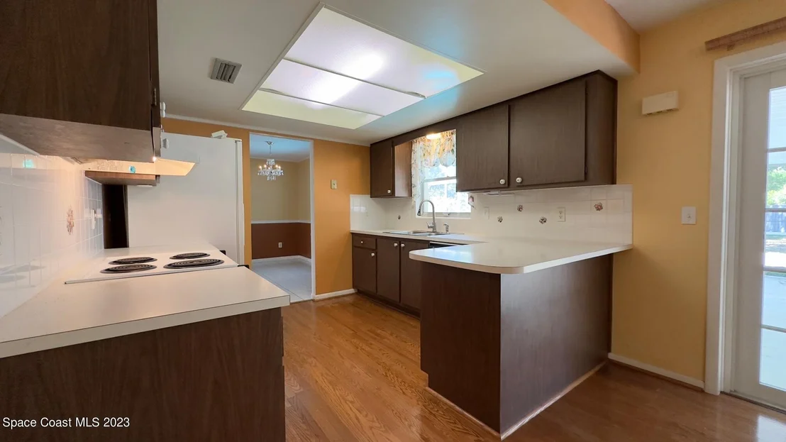 Photo of 1036 Fairway Lane