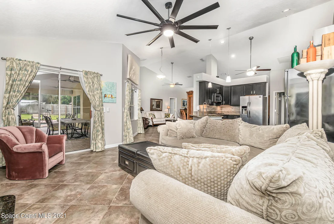 Photo of 243 Peregrine Drive