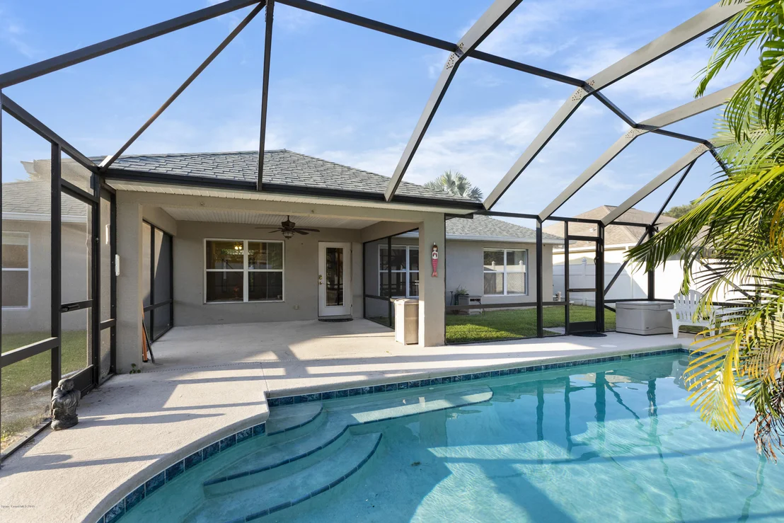 Photo of 1490 Whitman Drive