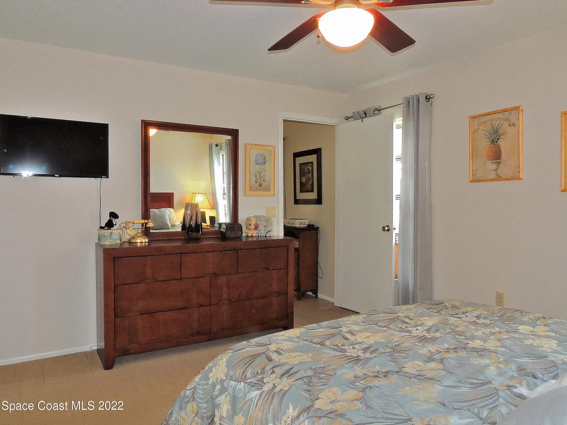Photo of 900 Jamestown Drive