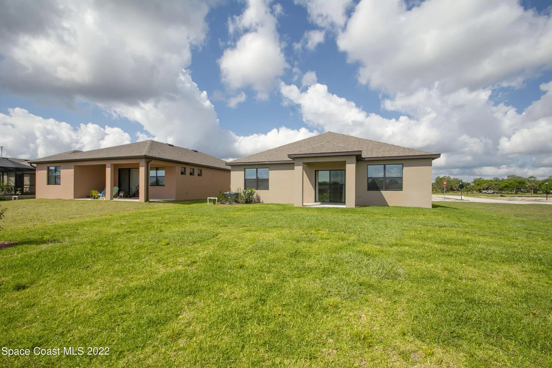 Photo of 6790 Canterbridge Drive