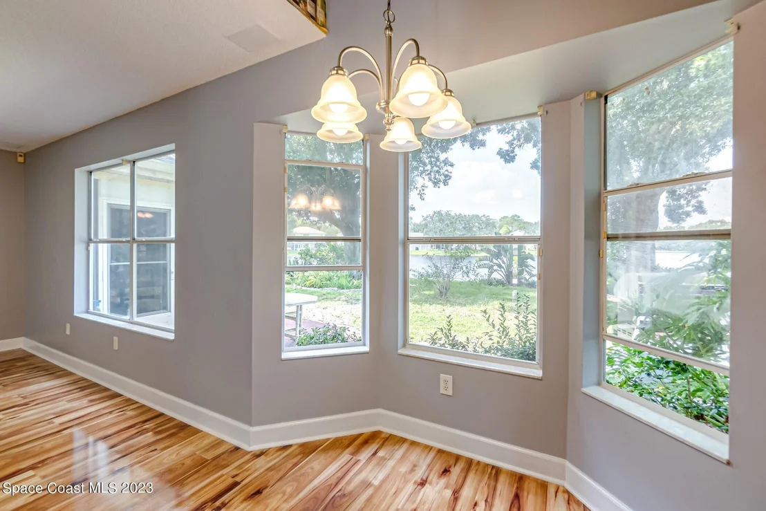 Photo of 6976 Hammock Lakes Drive