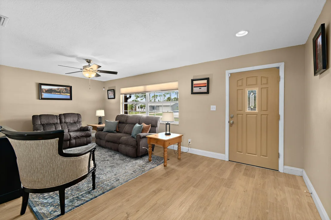 Photo of 969 Bayberry Lane