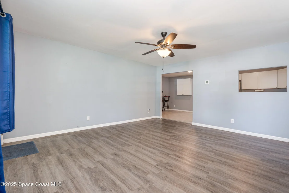 Photo of 190 Stephenson Drive NE