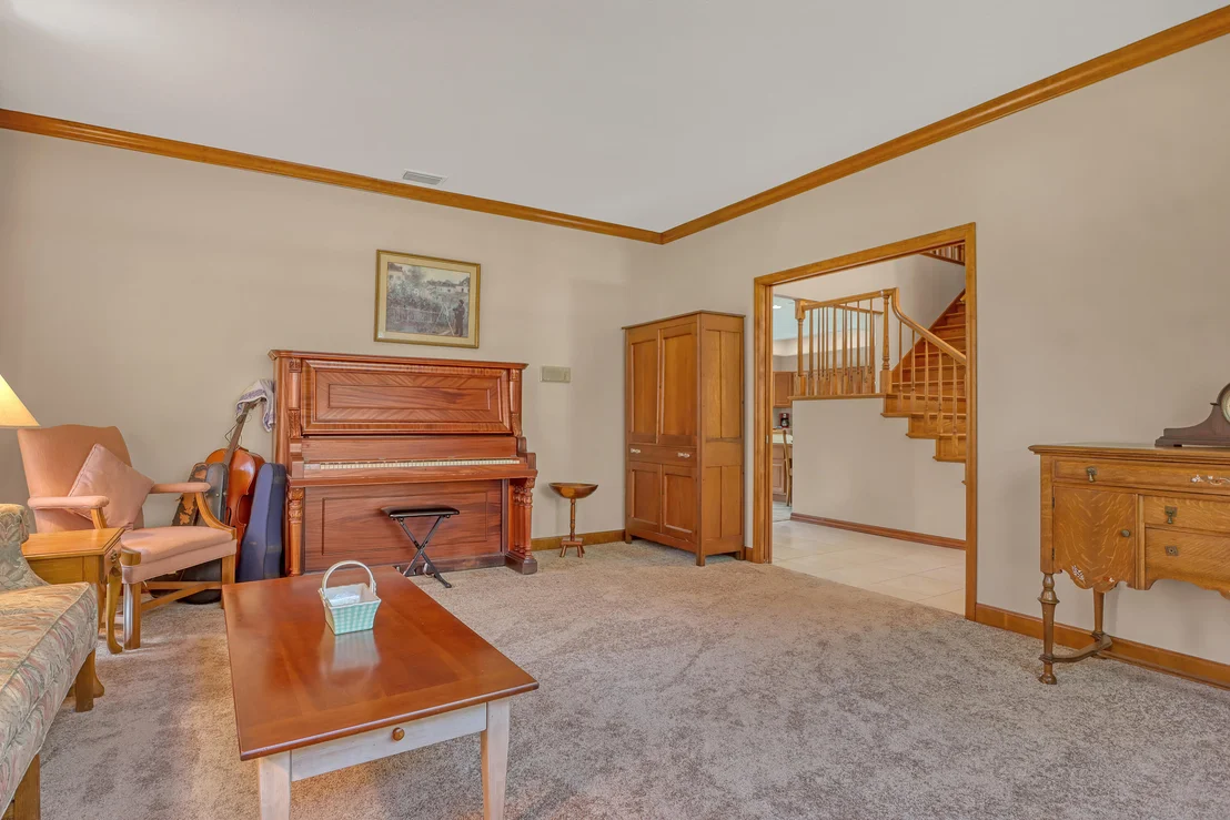 Photo of 561 Nightingale Drive