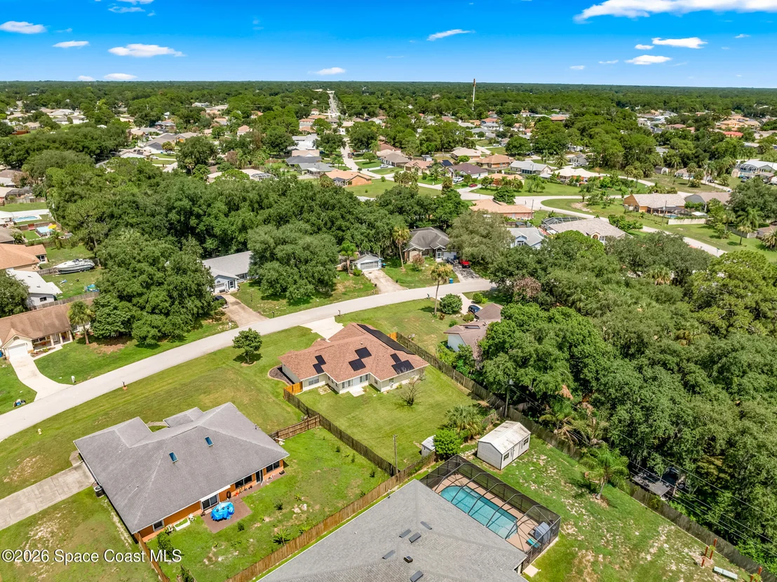Photo of 606 Seven Gables Circle SE