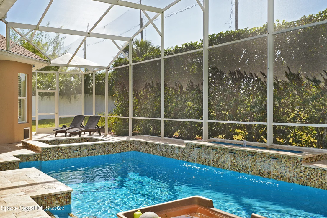 Photo of 2217 Royal Oaks Drive