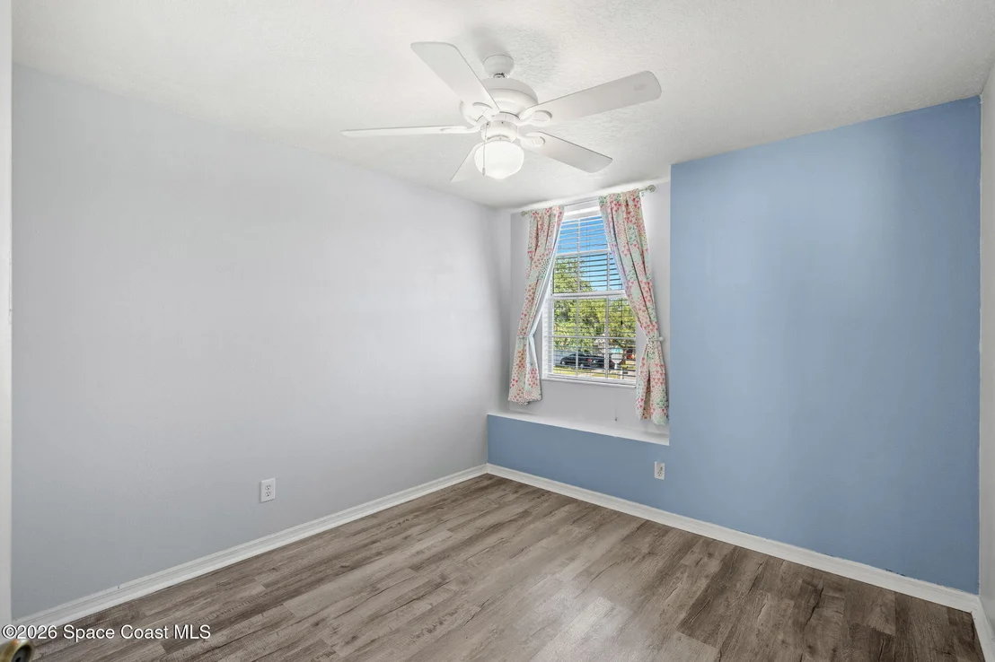 Photo of 685 Ashbury Avenue