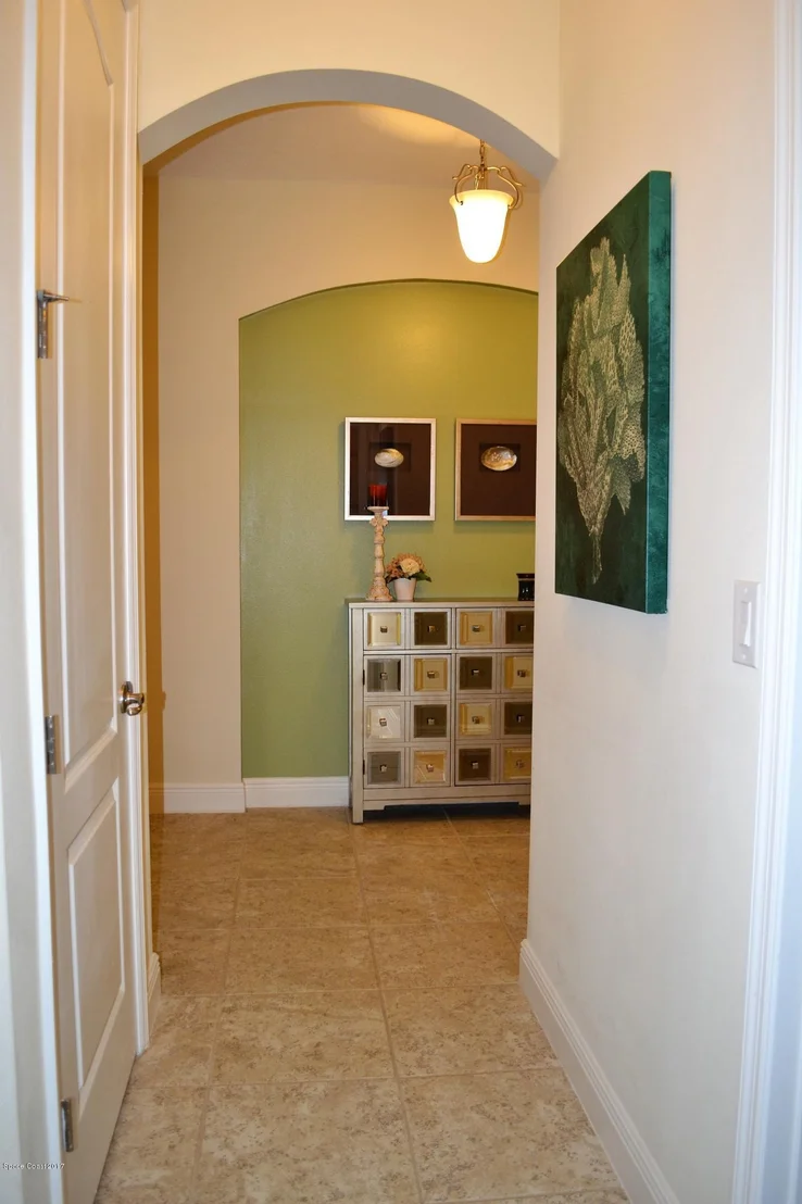 Photo of 1817 Attilburgh Boulevard