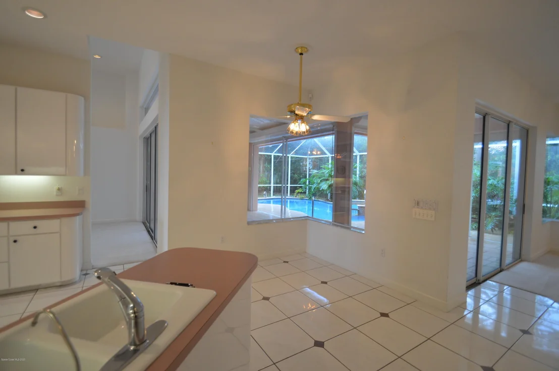 Photo of 2015 Canterbury Drive