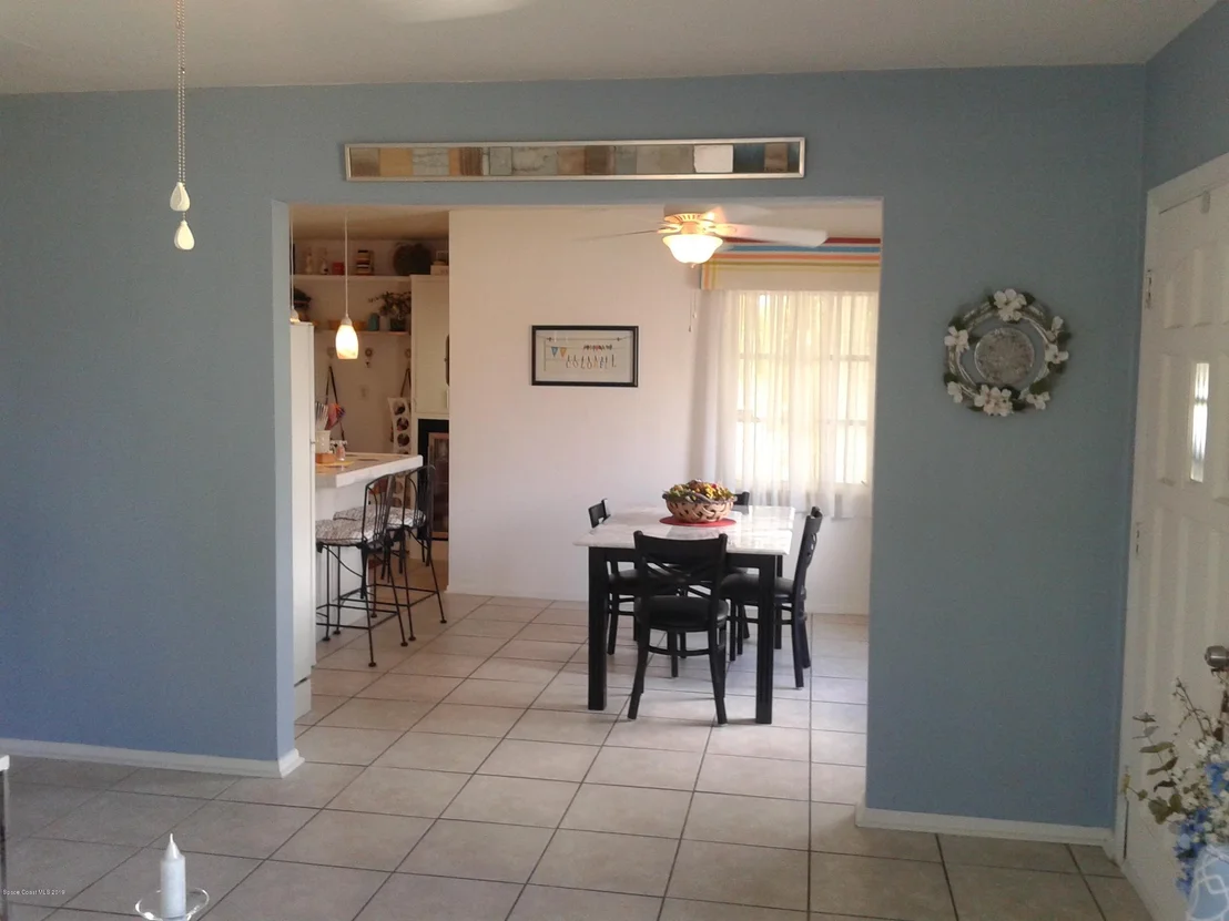 Photo of 724 Gardenia Drive