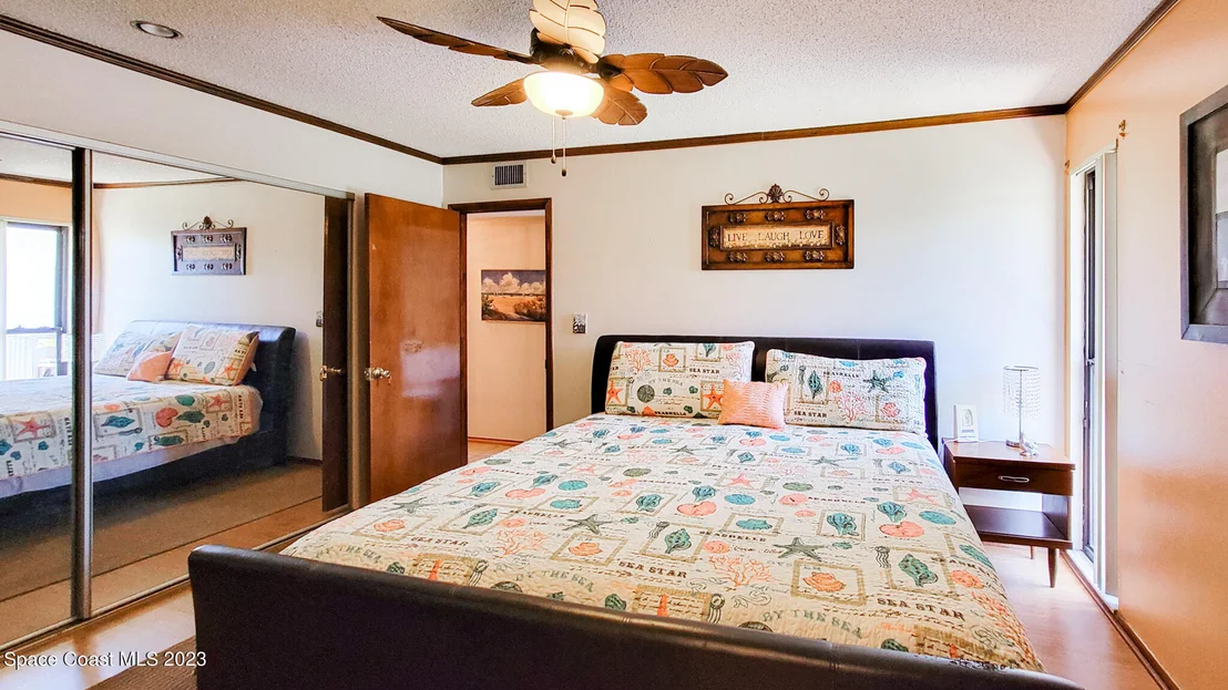 Photo of 2844 Starlight Circle NE