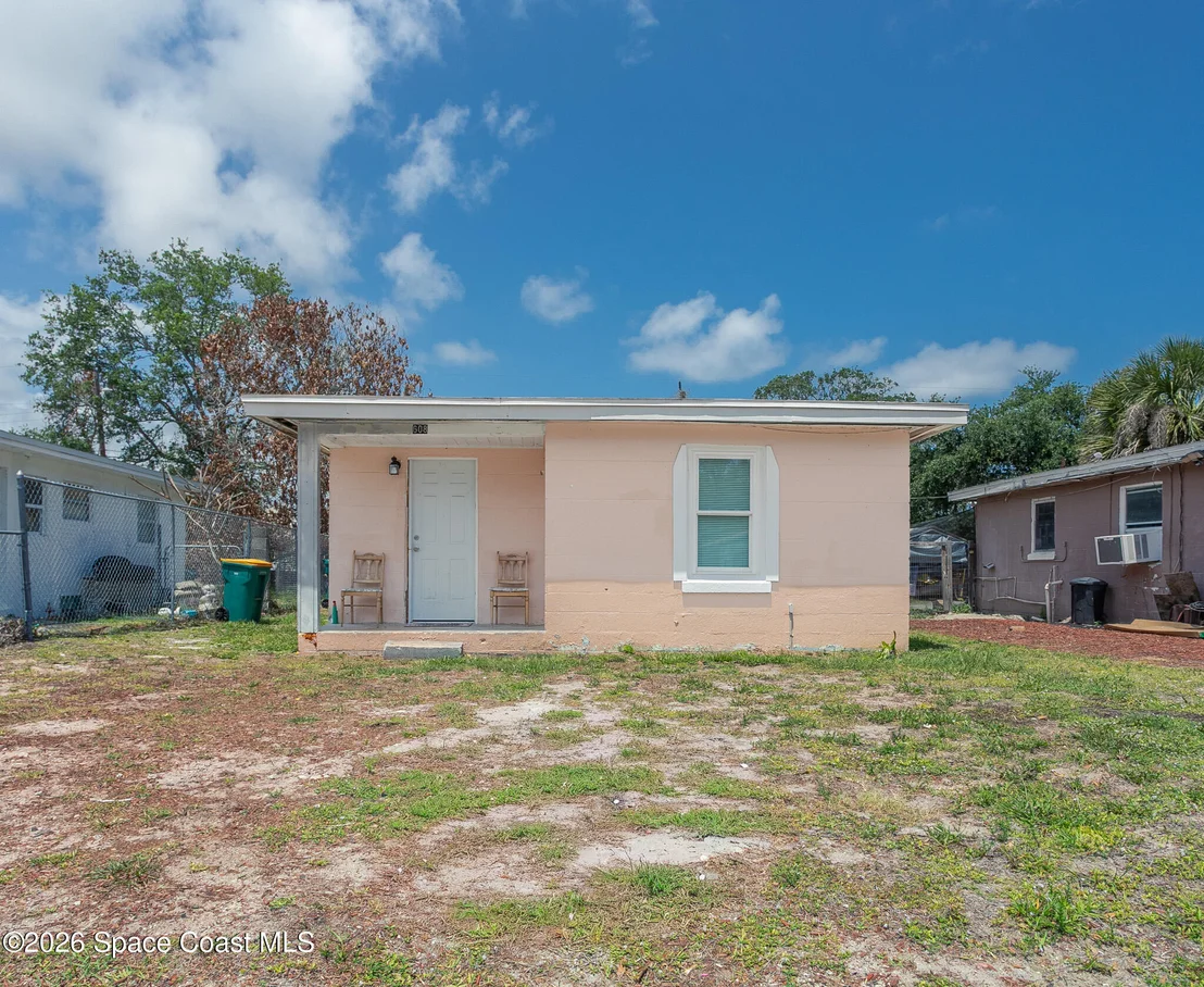 Photo of 608 Williams Street