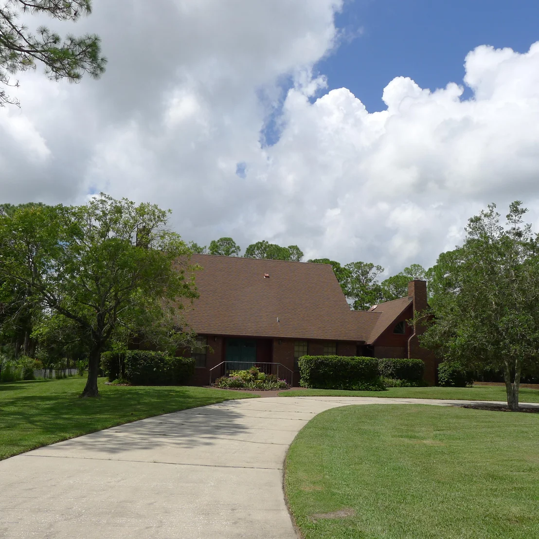 Photo of 2230 Pine Meadow Avenue