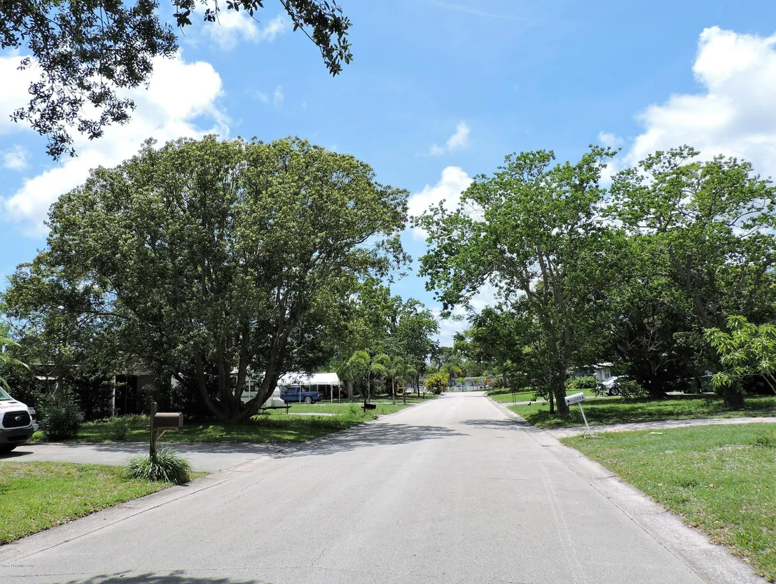 Photo of 1202 Alamanda Lane