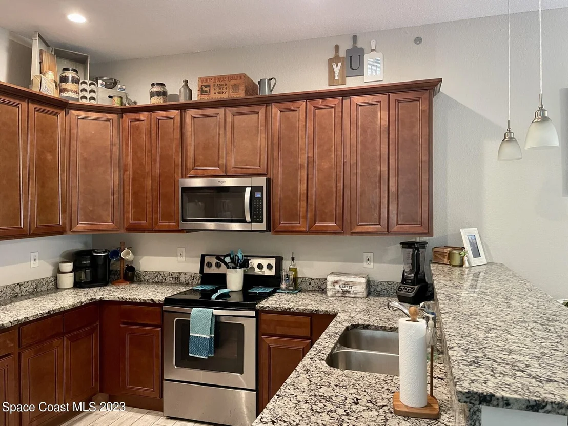 Photo of 346 Palm Avenue
