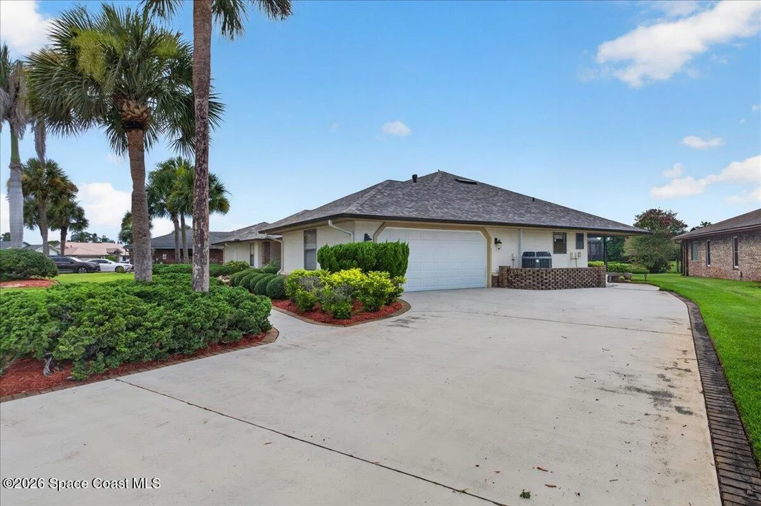 Photo of 1347 Silver Lake Drive