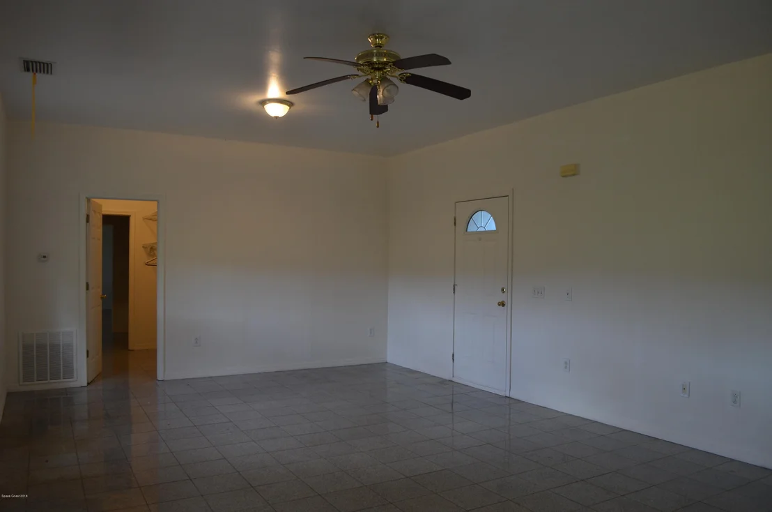 Photo of 4990 Dixie Way