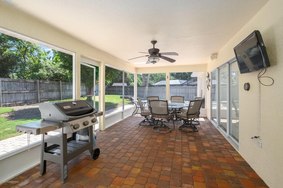 Photo of 812 Topaz Drive