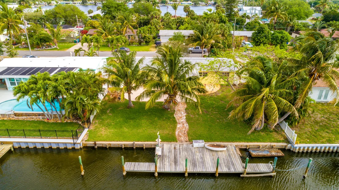 Photo of 426 Atlantis Drive