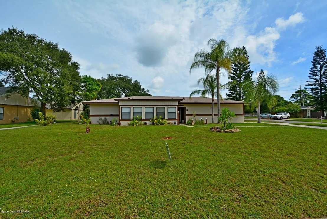 Photo of 295 Myrtlewood Road